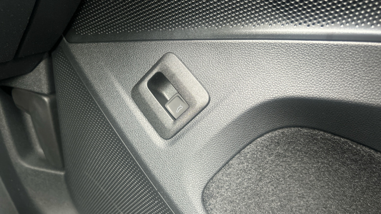 Volkswagen Tayron 2.0 TDI Elegance 5dr DSG7 [7 Seat] Diesel Estate